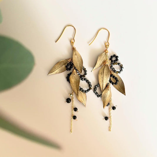 ラスカスとスピネルのピアス