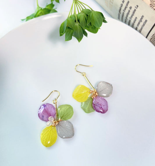 Green hydrangea earrings 