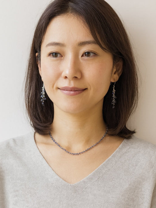 アイオライトとヘマタイトのショートネックレス