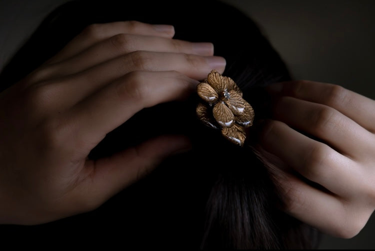 金色紫陽花のヘアゴム